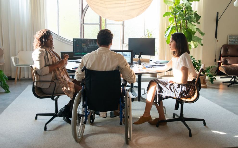 8 Important Things To Know About Workers' Compensation 1 information about workers' compensation