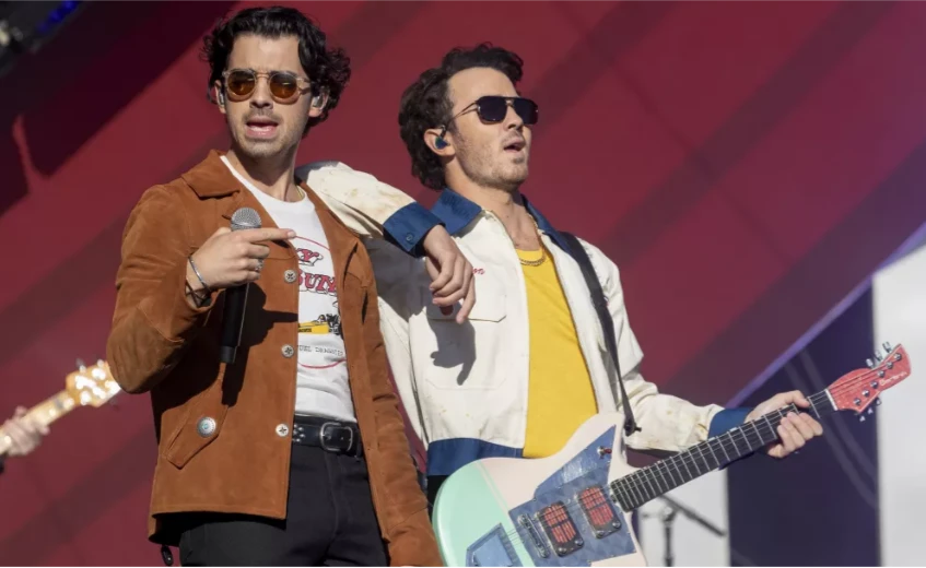 The Jonas Brothers receive their Hollywood star and will release album in May