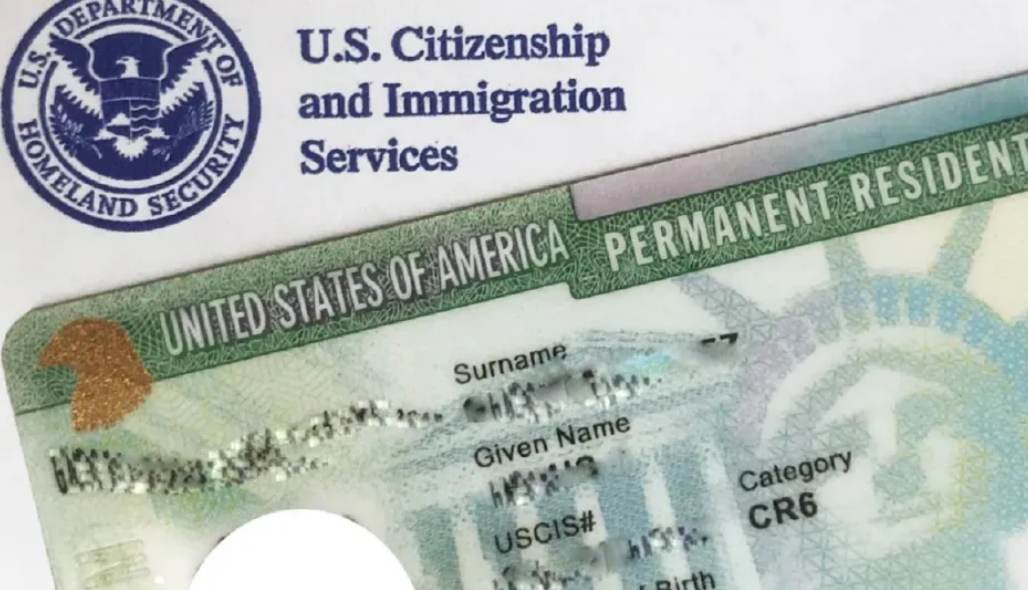 The Green Card would be more expensive for immigrants, according to a USCIS project