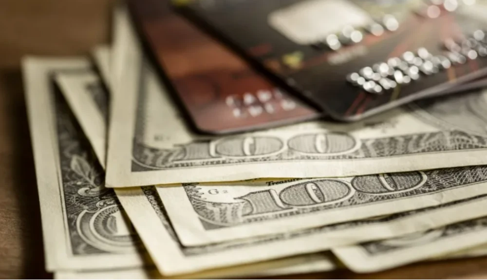 US consumers raised their debts by $28 billion in November 2022