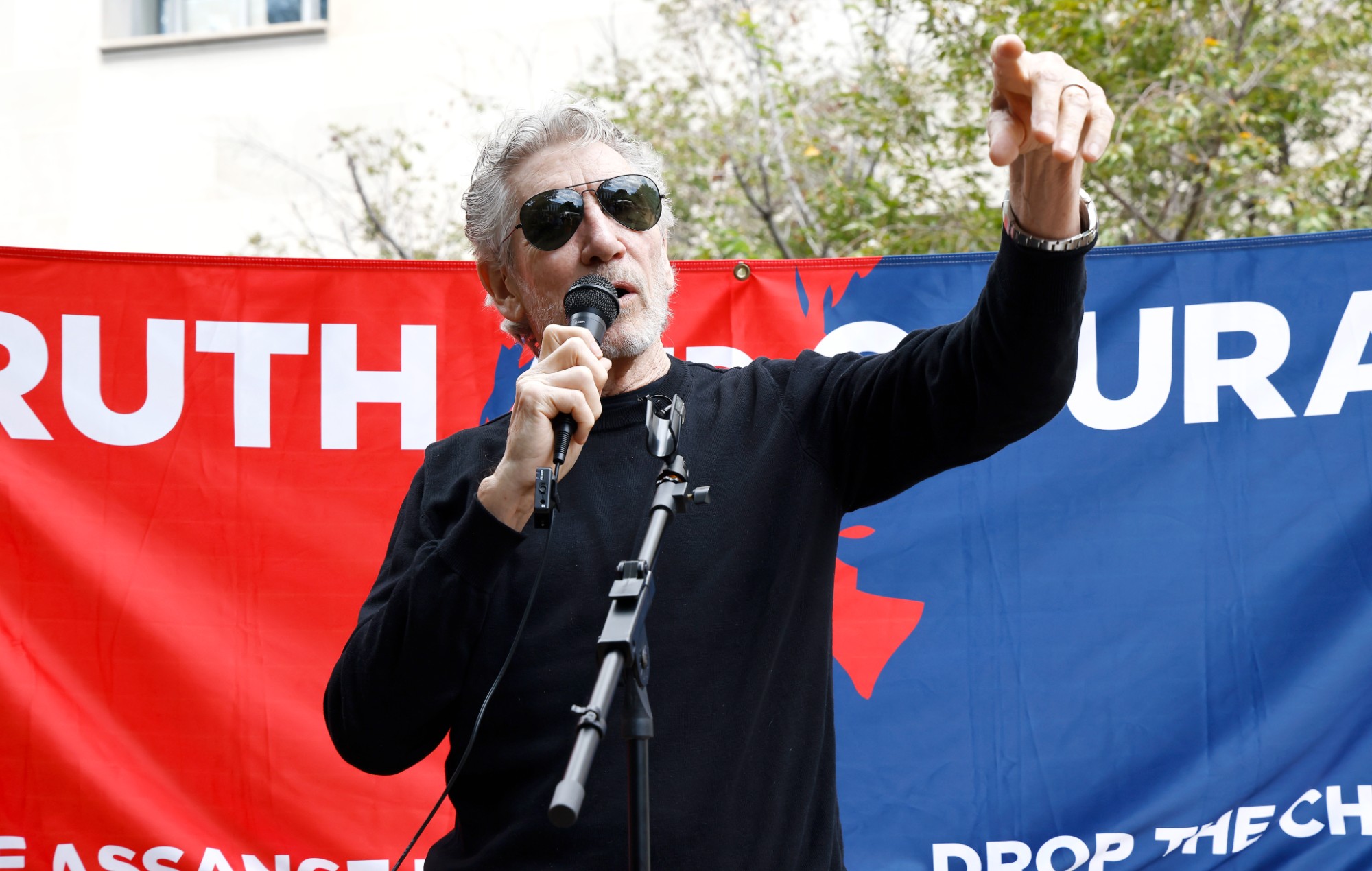 Russia asks Pink Floyd co-founder Roger Waters to speak about Ukraine at the United Nations
