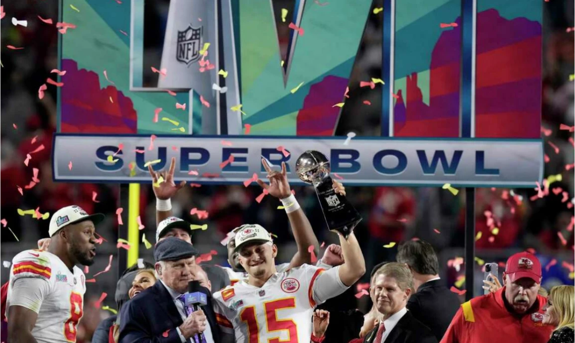 Super Bowl is watched by 113 million in the U.S.