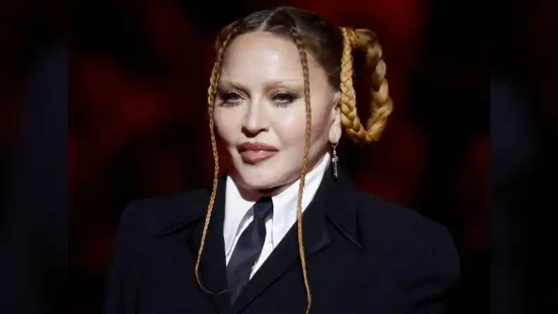 Nicolle Figueroa Surpasses Madonna in Followers 2 Madonna
