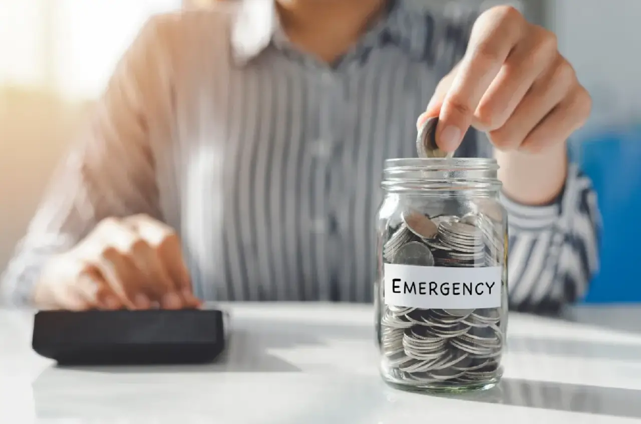 Emergency Savings: How Much Cash Should You Have at Home?