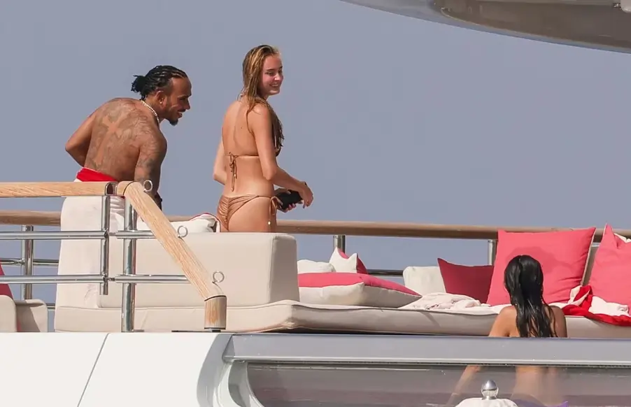 Lewis Hamilton's Drastic Decision: Annoyed with Shakira! 1 Lewis Hamilton with Eiza González and Jenny Stray (Grosbygroup)
