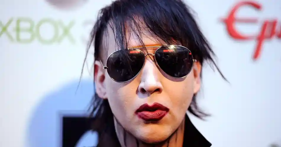 Marilyn Manson sentenced to community service for blowing nose on camerawoman