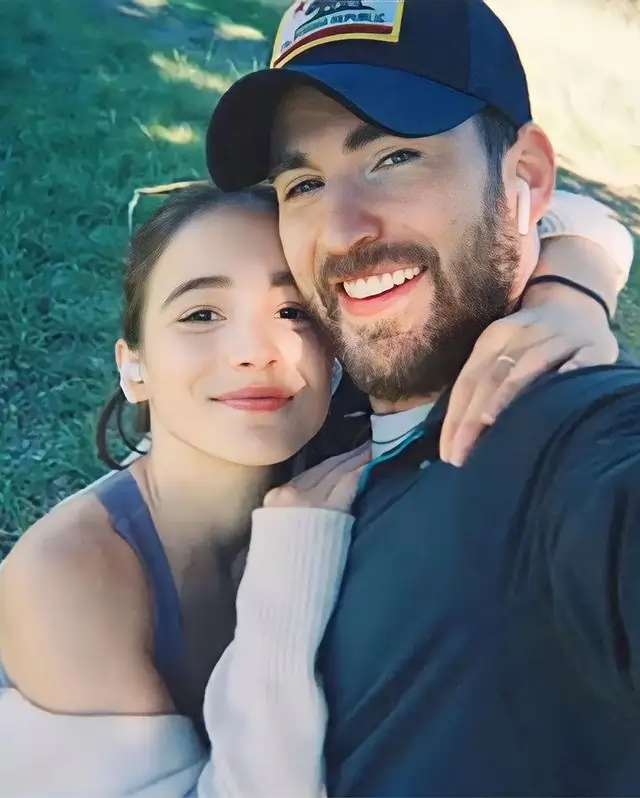Chris Evans & Alba Baptista Secret Wedding 1 Chris Evans and Alba Baptista