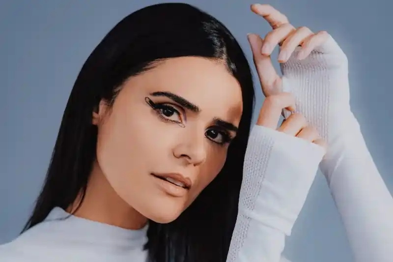 Anna: Brazilian DJ and producer