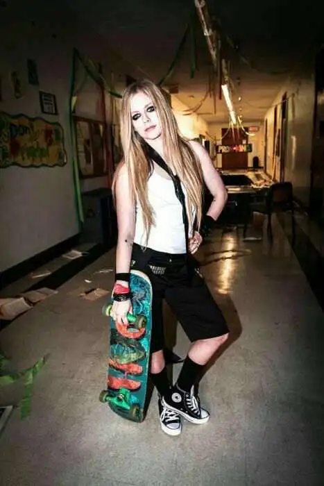 How to Dress Like a Skater: A Comprehensive Guide for 2024 12 Avril Lavigne showcasing her Skater Fashion