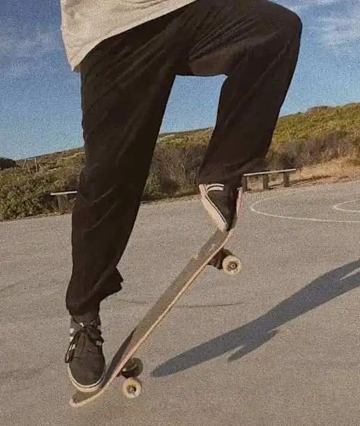 Selecting the Perfect Skateboarding Shoes