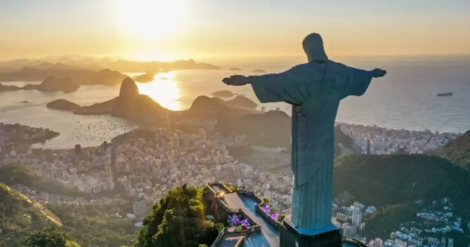 Christ the Redeemer Reopens in Rio de Janeiro After Tourist’s Death Sparks Safety Upgrades