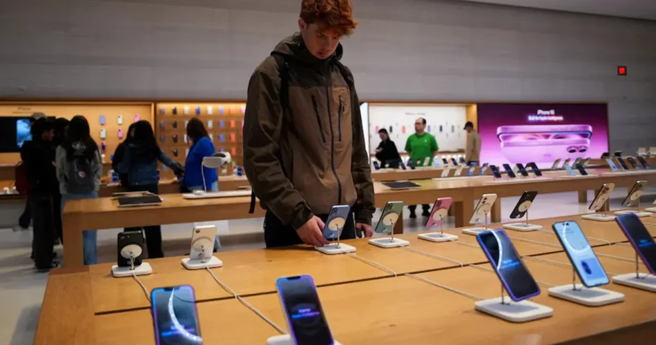 iPhone 17 Pro in Europe and China to Have Smaller Battery Due to Strict Regulations